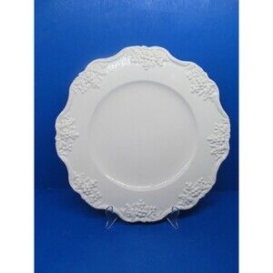 Godinger Italy 12 3/4" Beige Serving Platter With Embossed Grapes And Leaves